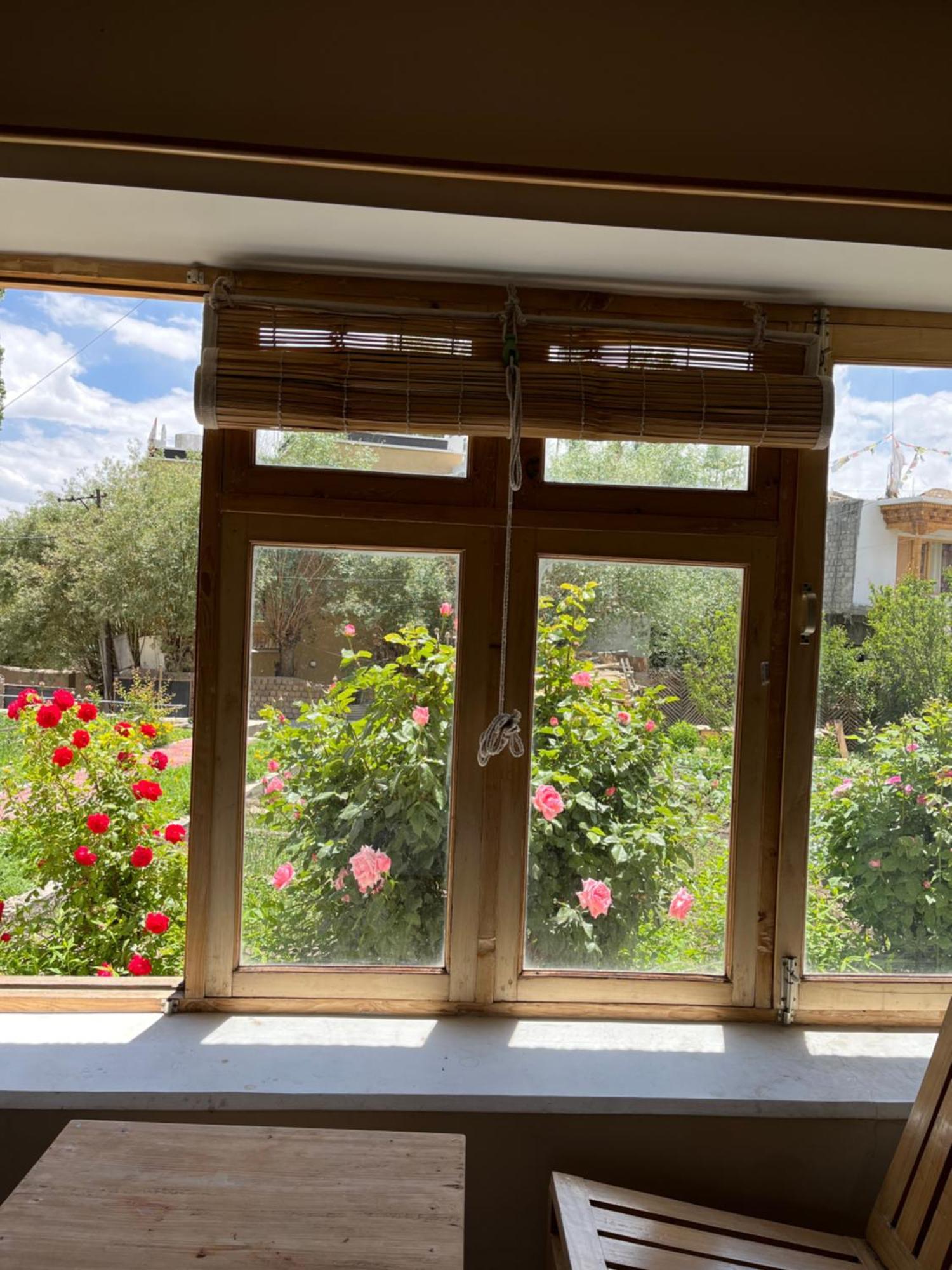 Chakzot Garden House Hotel Leh Exterior photo