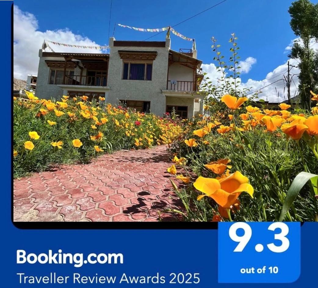 Chakzot Garden House Hotel Leh Exterior photo